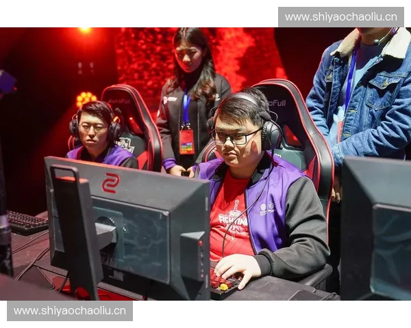 LOL解说MS用激情点燃赛场让观众感受电竞巅峰对决魅力